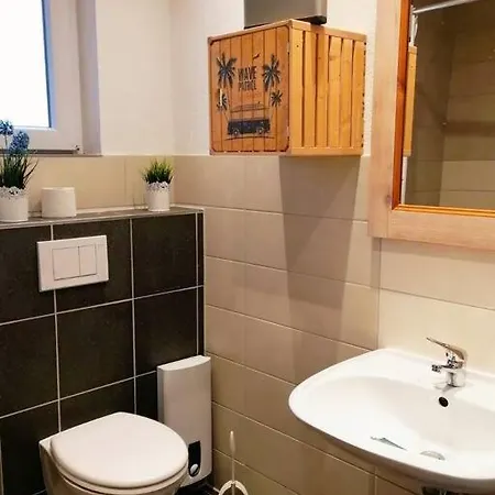 Romantisches - 2 Schlafzimmer Und 2 Baeder - Auf Historischer Hofreite