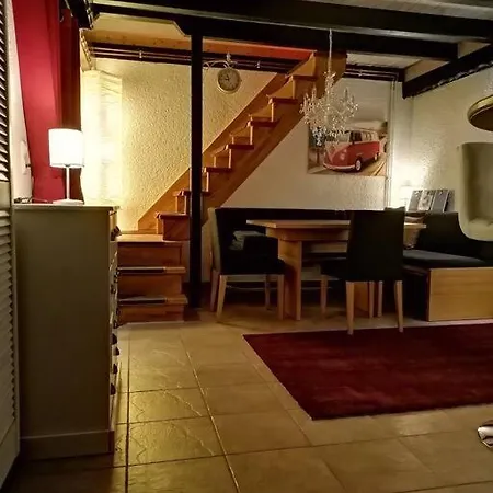 Prázdninový dům Romantisches - 2 Schlafzimmer Und 2 Baeder - Auf Historischer Hofreite Gründau