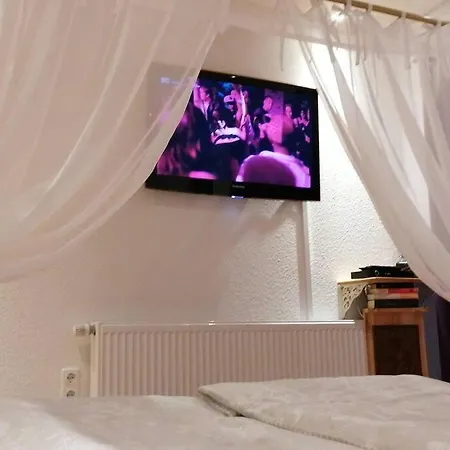 Prázdninový dům Romantisches - 2 Schlafzimmer Und 2 Baeder - Auf Historischer Hofreite