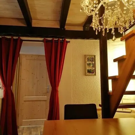 Romantisches In - Historisches Mit Privatem Check-in