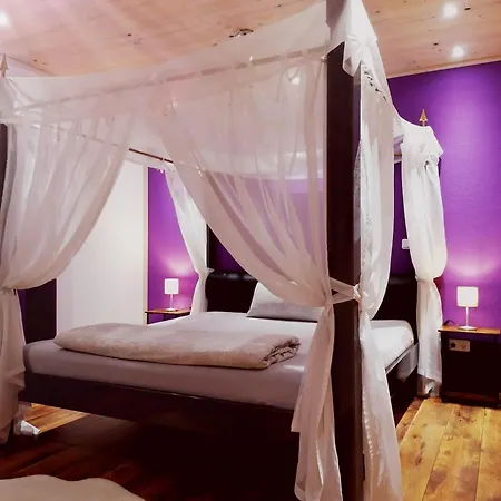 Holiday home Romantisches In - Historisches Mit Privatem Check-in Grundau